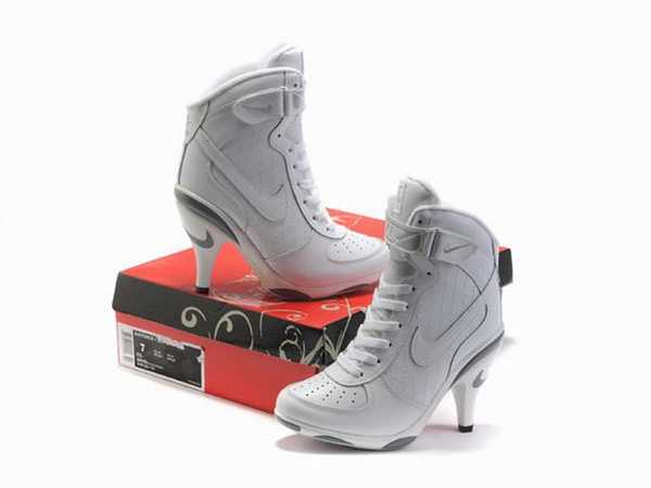 basket nike a talon aiguille