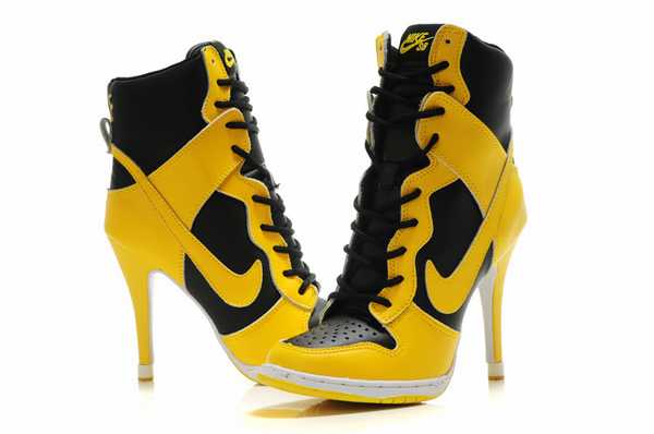 chaussure nike talon