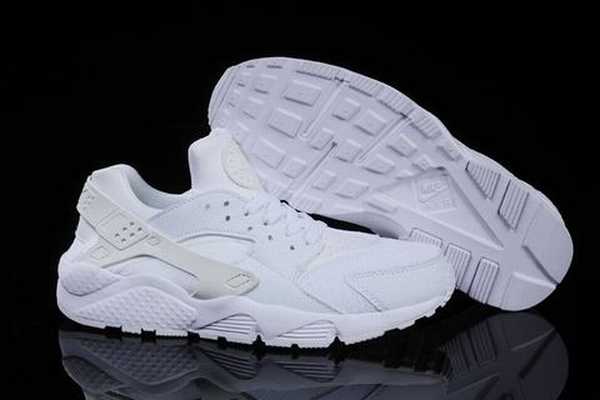 nike air huarache noir daim