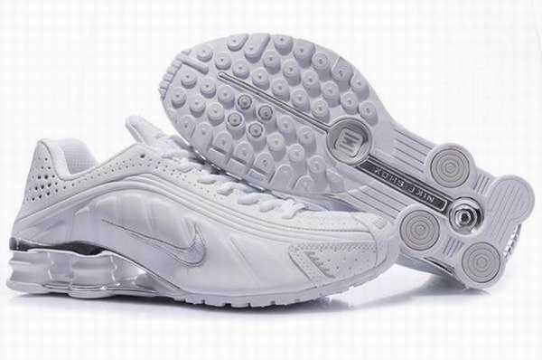 nike shox rivalry blanche homme